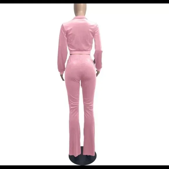 Pink Women’s Two-piece Long Sleeve Flare Bottom Sport / Sweat Suit NWT - Picture 4 of 11